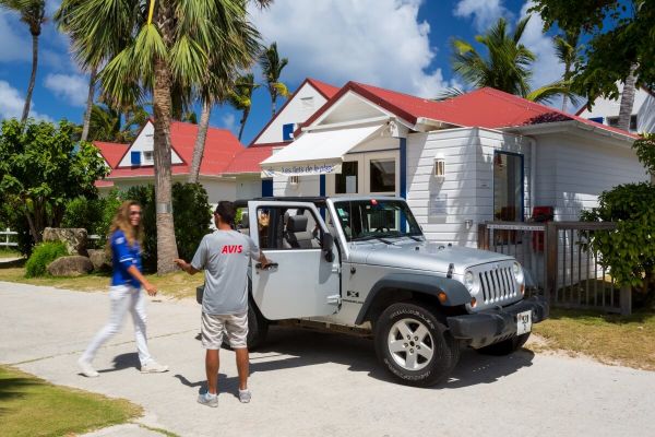 Hotel delivery and pickup at St. Barth