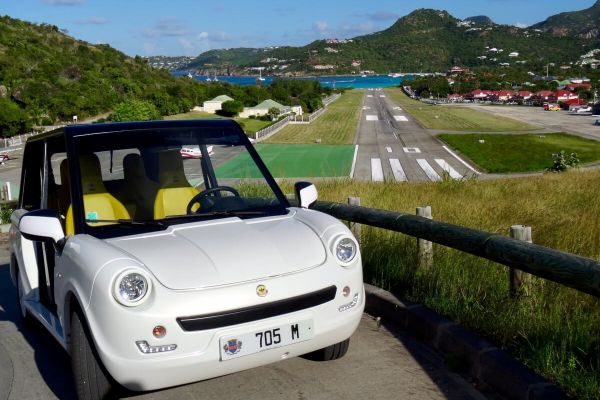 Bee Bee electric open car St. Barth